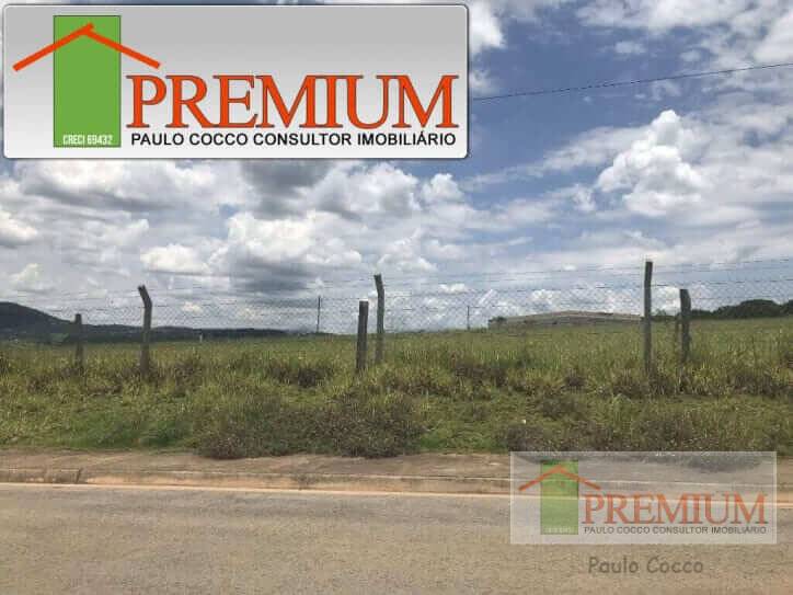 Área industrial em Atibaia, 5200m² ótimo acesso para Rod D Pedro.