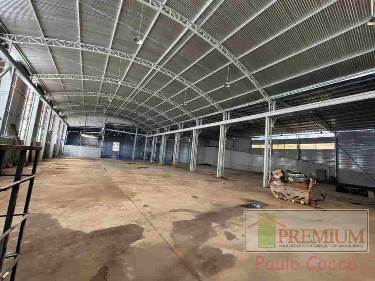 Galpão a venda em Atibaia com ótima localização AC 2100 m².